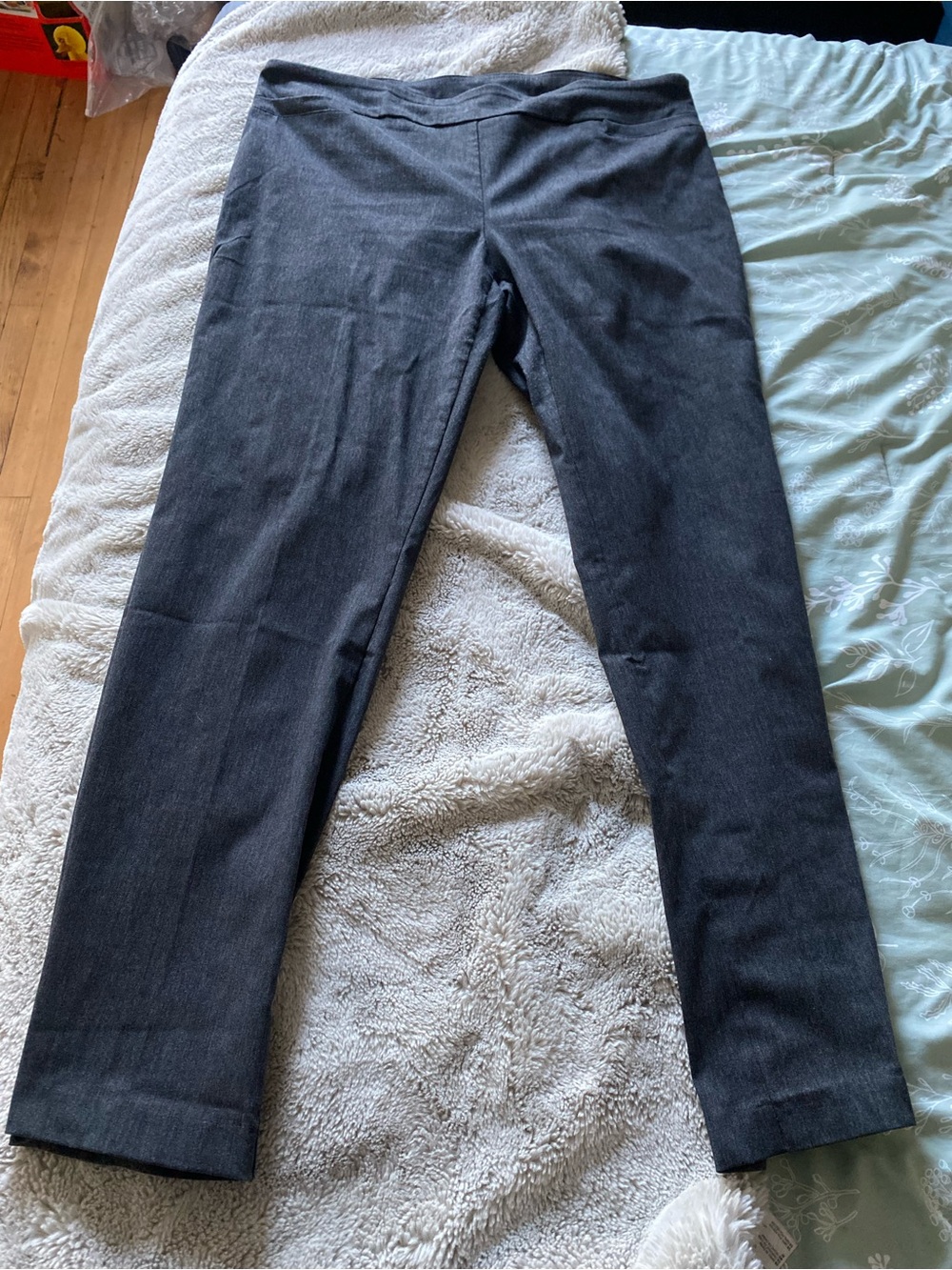 Briggs Charcoal Slim Straight Dress Pants